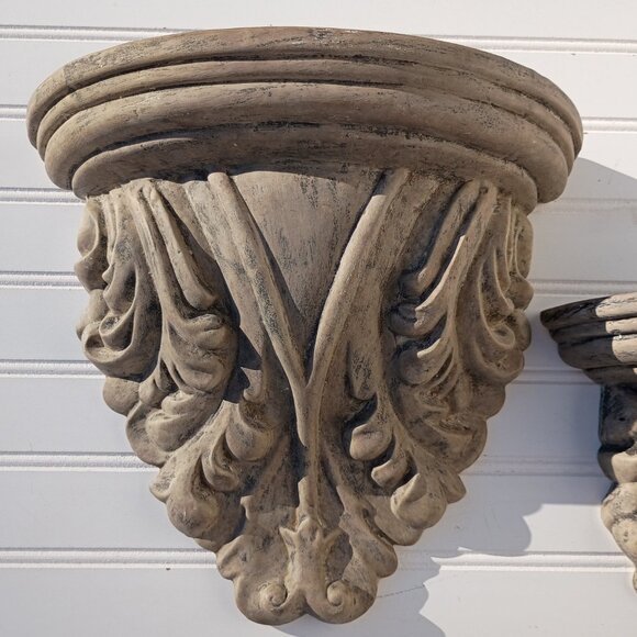 Orleans Ornamental Shelf Wall Sconce with Antique Finish Feather Detail Vtg Pair - Picture 3 of 14